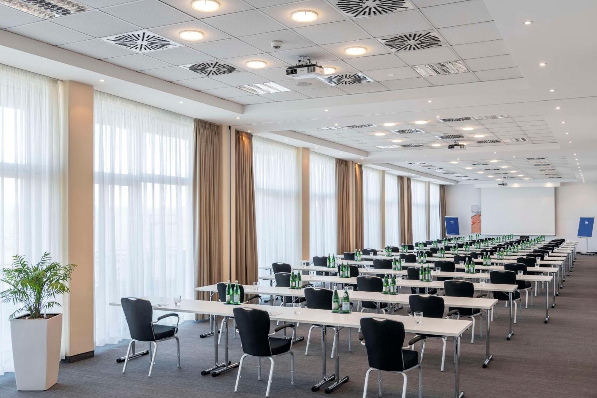 Hotel Nh Hamburg Horner Rennbahn Zewnętrze zdjęcie