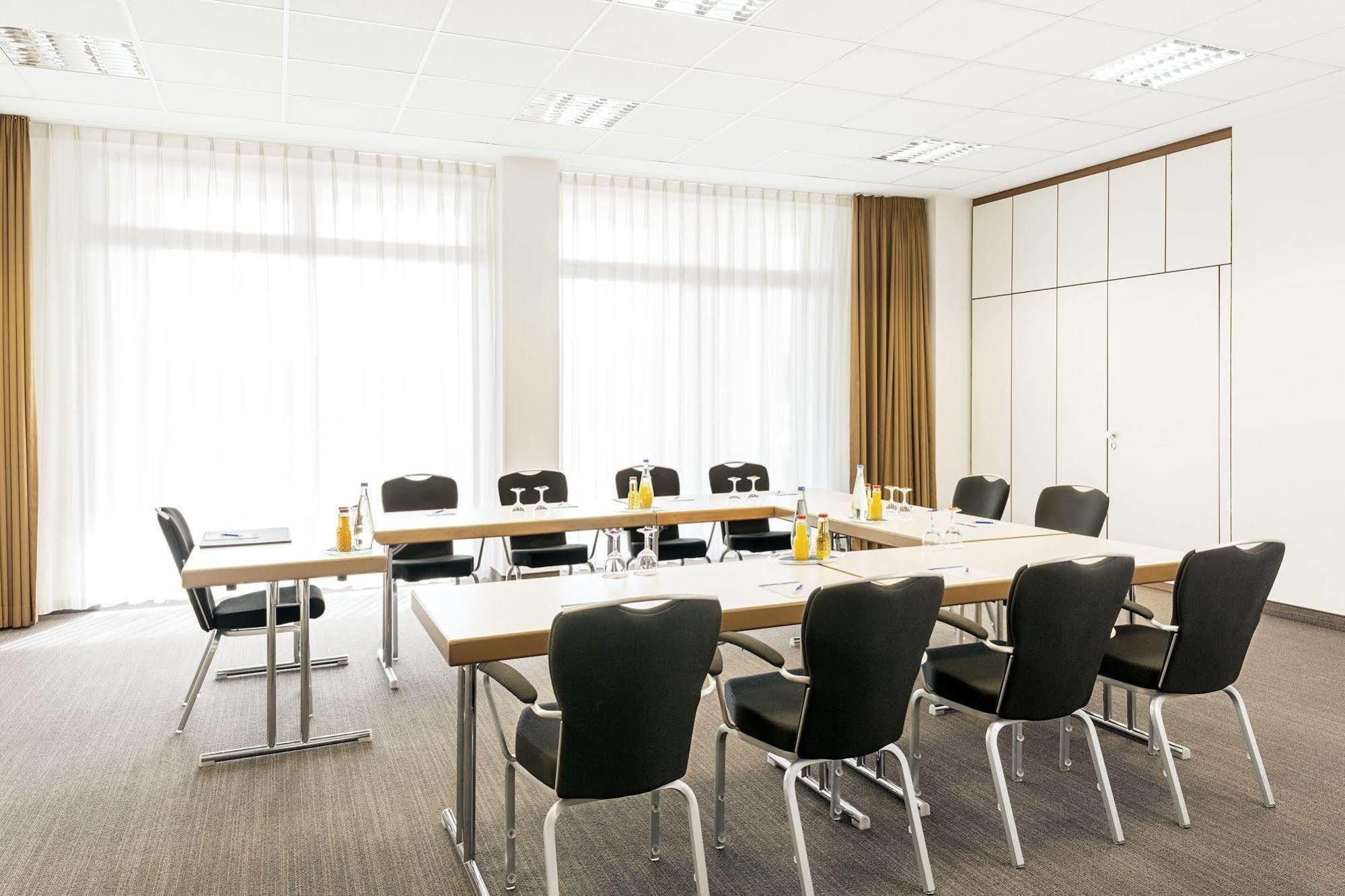 Hotel Nh Hamburg Horner Rennbahn Zewnętrze zdjęcie