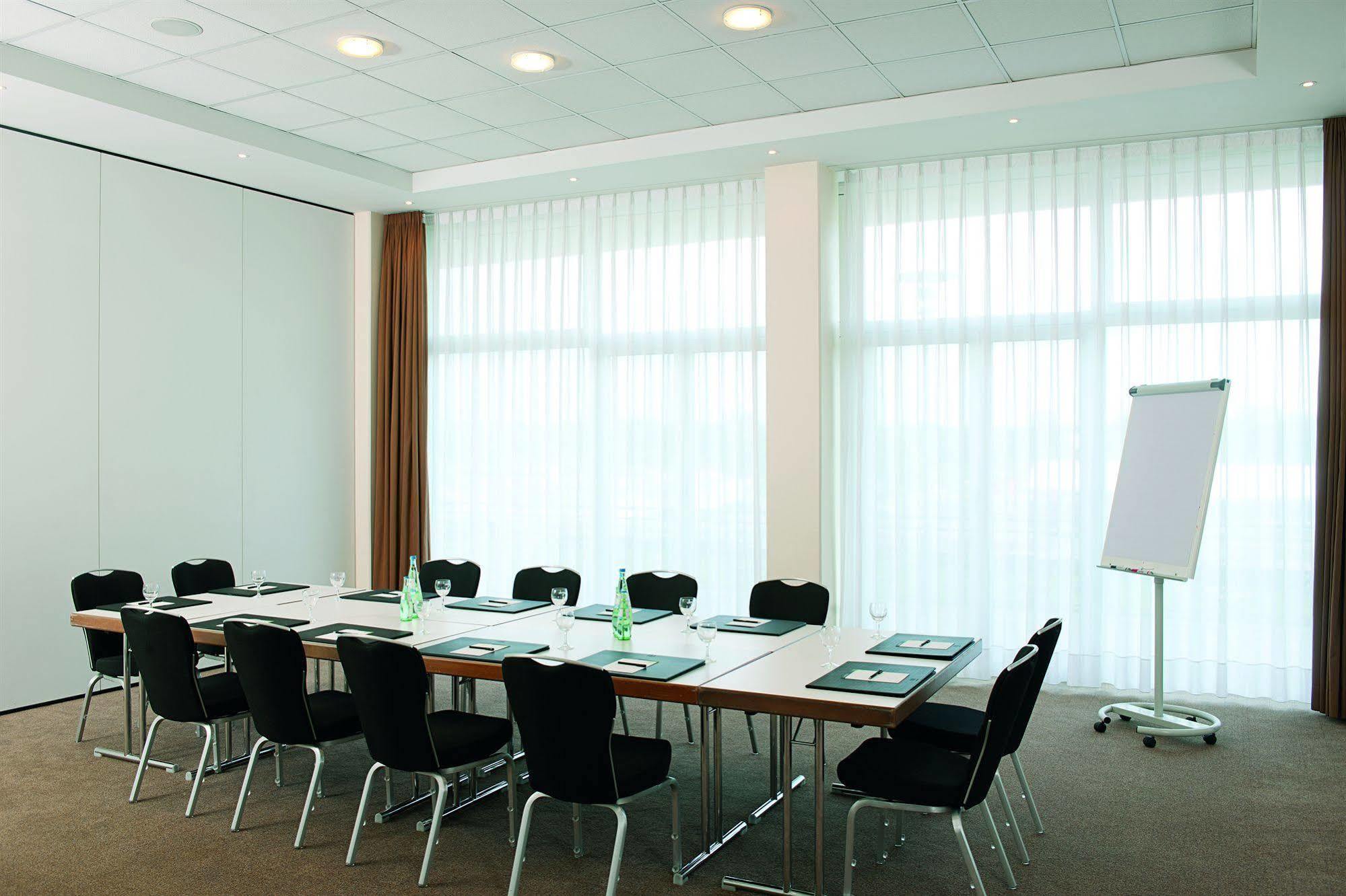 Hotel Nh Hamburg Horner Rennbahn Zewnętrze zdjęcie